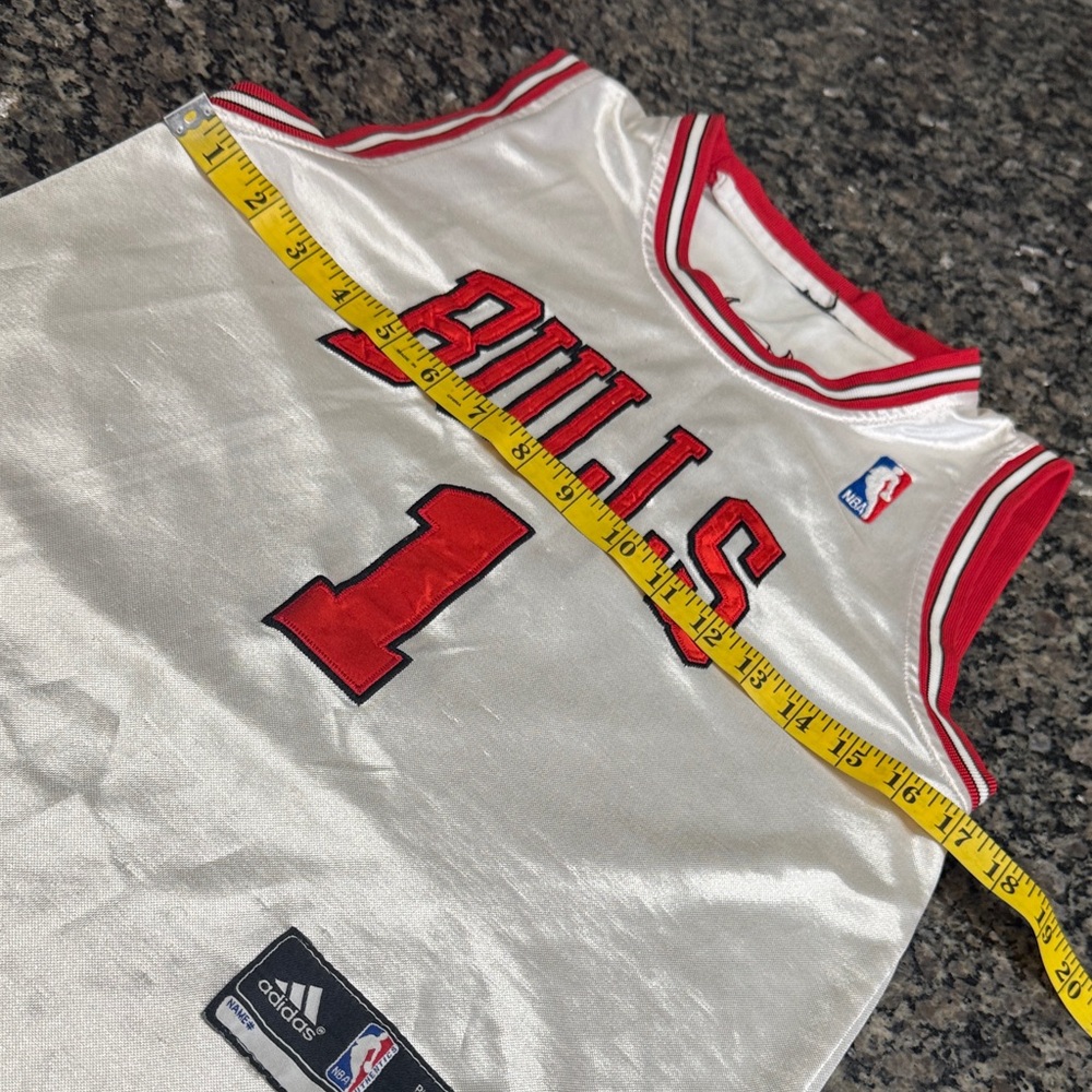 Adidas NBA Bulls Jersey Derrick Rose 1 - Red and White Jersey - Picture 9 of 10